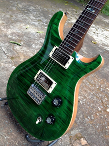 Flamed Maple Guitar by Bosco Custom Guitars & Basses - Brazil pedrolutti@hotmail.com