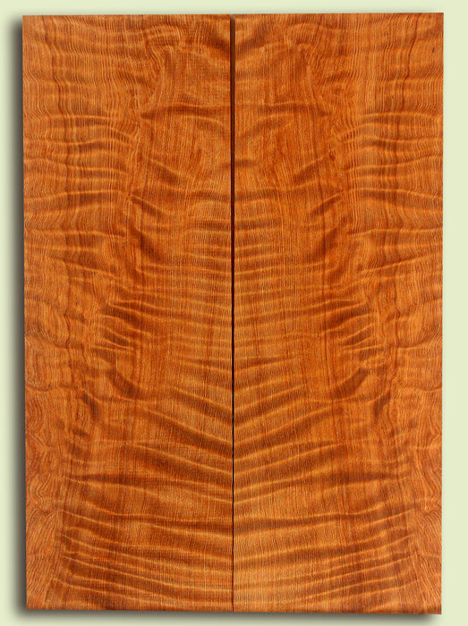 Curly Redwood Baritone Ukulele Soundboard,Nice Figure